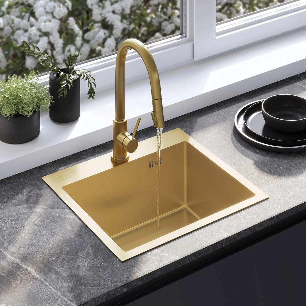 Oceľové umývadlo Leo 50 BRUSH GOLD s kuchynskou batériou 1