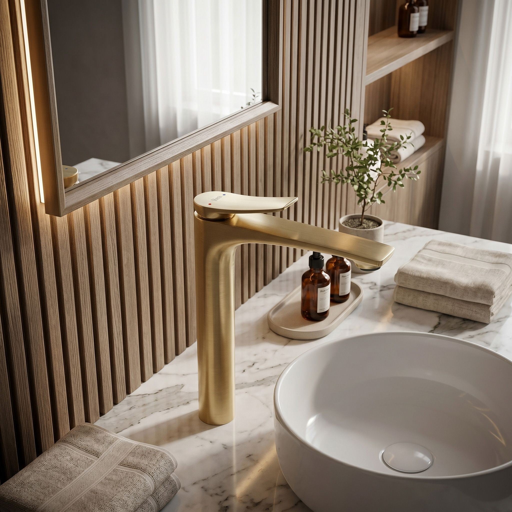 Umývadlová batéria PREMIUM REA Vision Brush Gold High  2