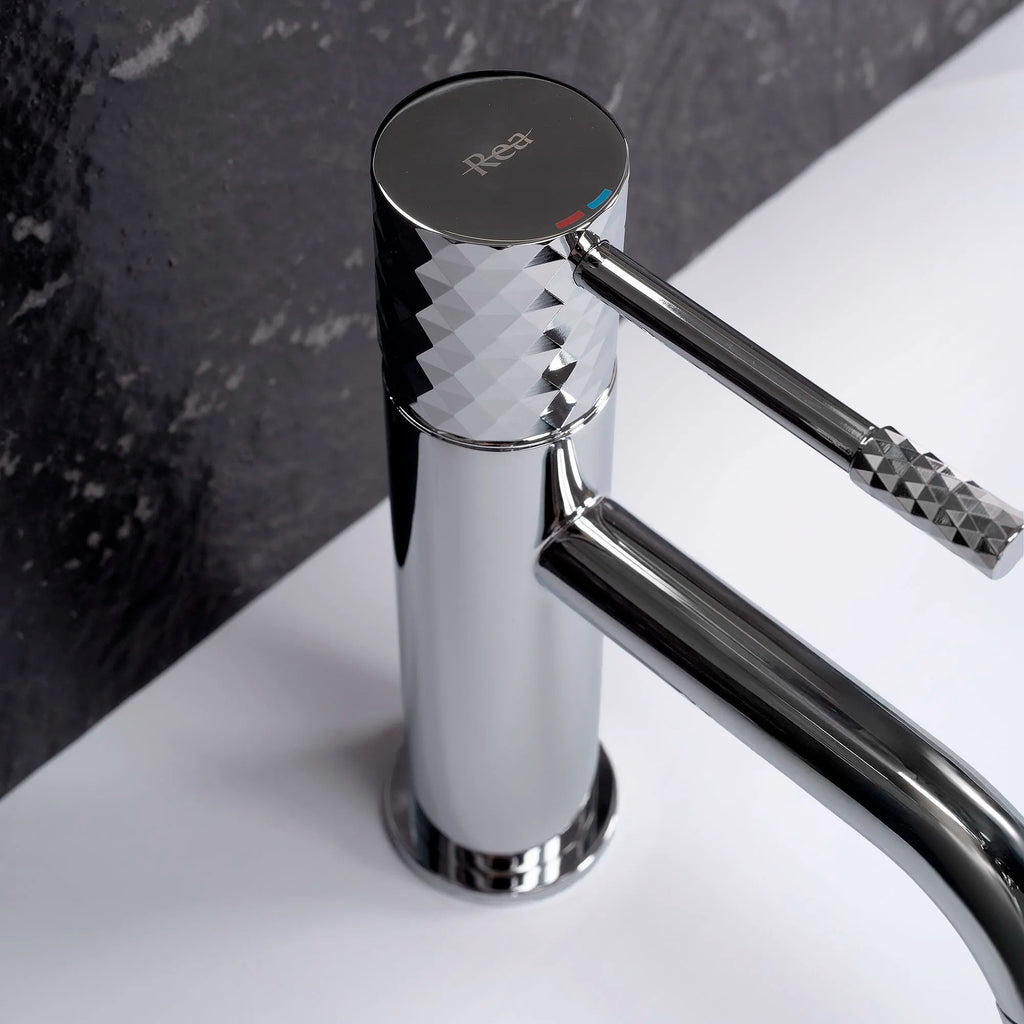 Rea Lungo Diamond umývadlová batéria Chrome Low  2
