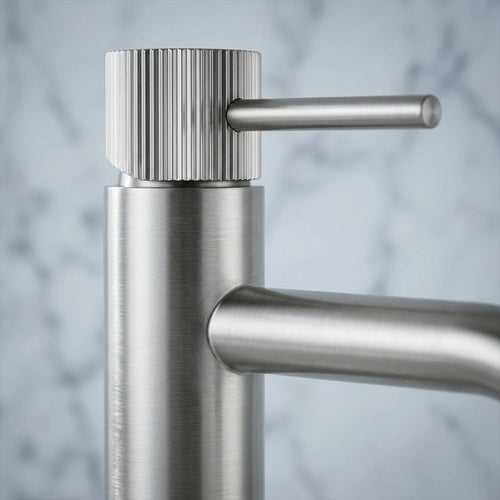 Kúpeľňová batéria Rea Lungo Stripe Brush Nickel  2