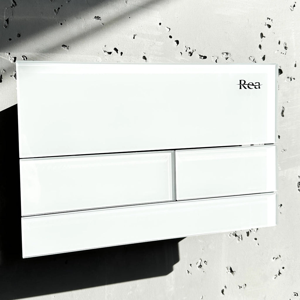 Ovládacie tlačidlo k podomietkovým systémom WC K011A-Q Rea T White Glass  3