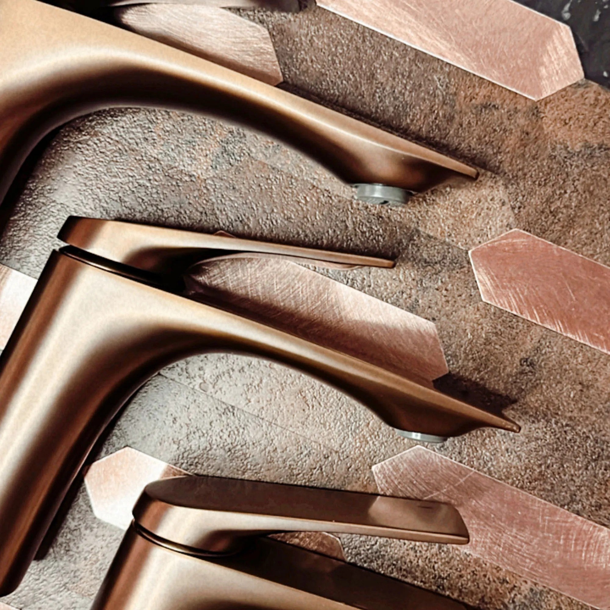 Kúpeľňová batéria Rea AVALON Copper Brush High  3