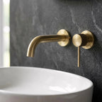 Podomietková vaňová batéria Rea  Lungo Stripe Brush Gold  4