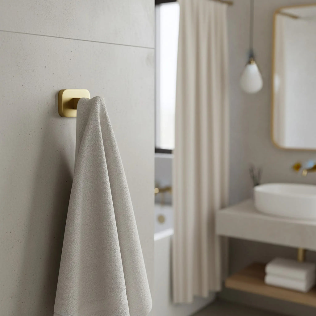Kúpeľňový vešiak Nico 5905  Brush Gold  5