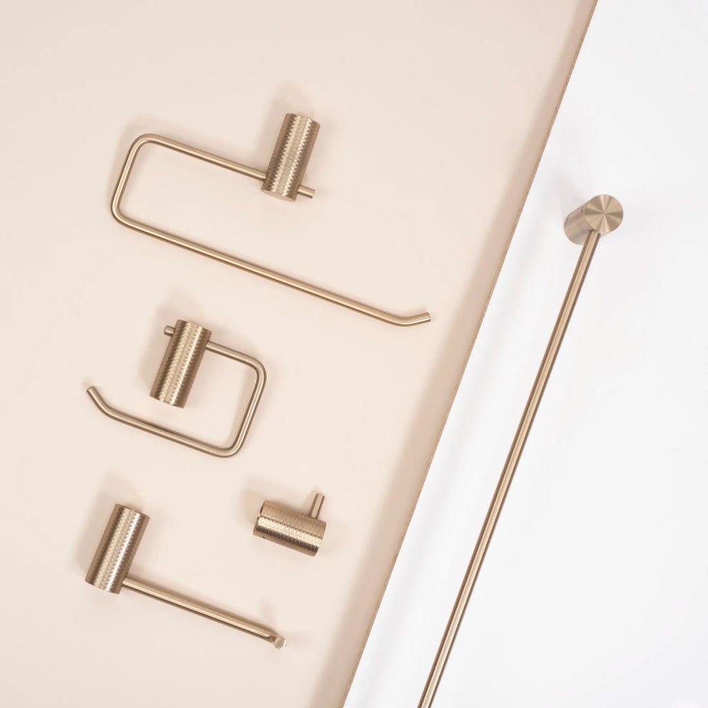 Kúpeľňový vešiak 9711A Prism Brush Gold  5
