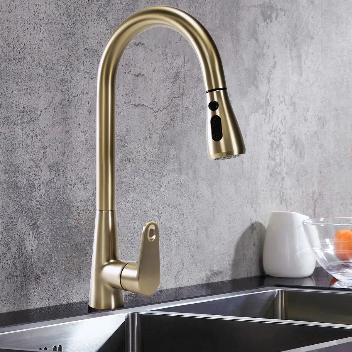 Kuchynská batéria Rea Mild gold  7
