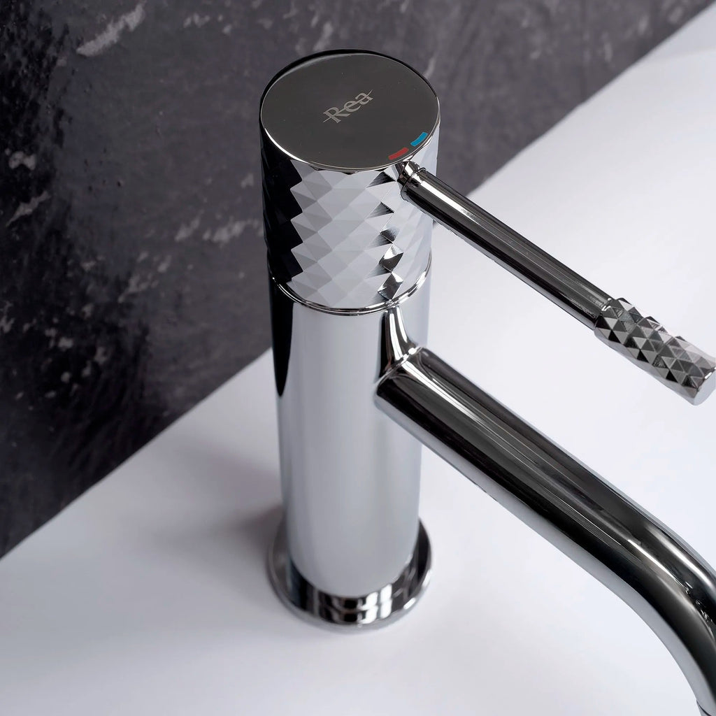 Rea Lungo Diamond umývadlová batéria Chrome Low  8