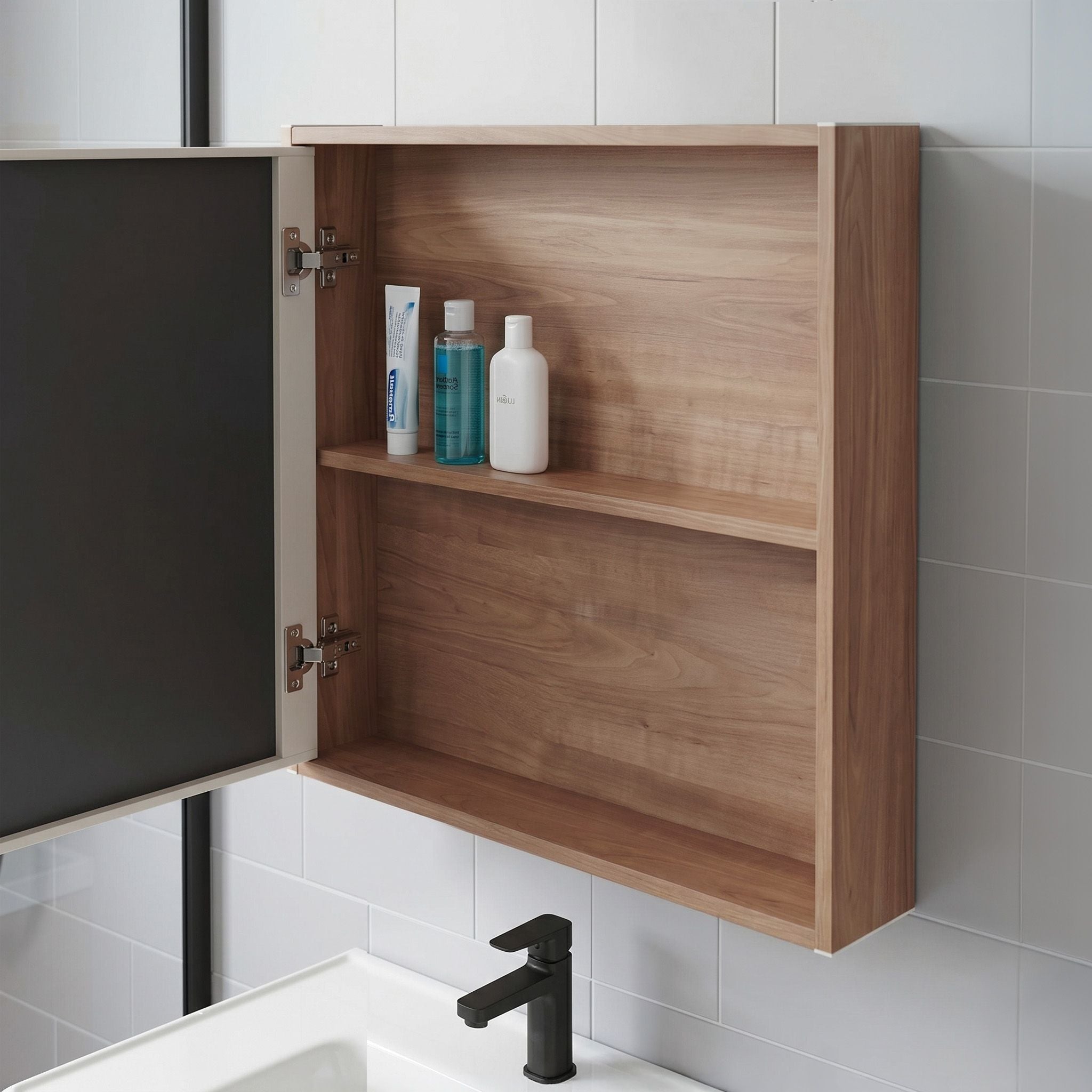 Súprava kúpeľňového nábytku s umývadlom Gama T25023 HHL 60CM  7